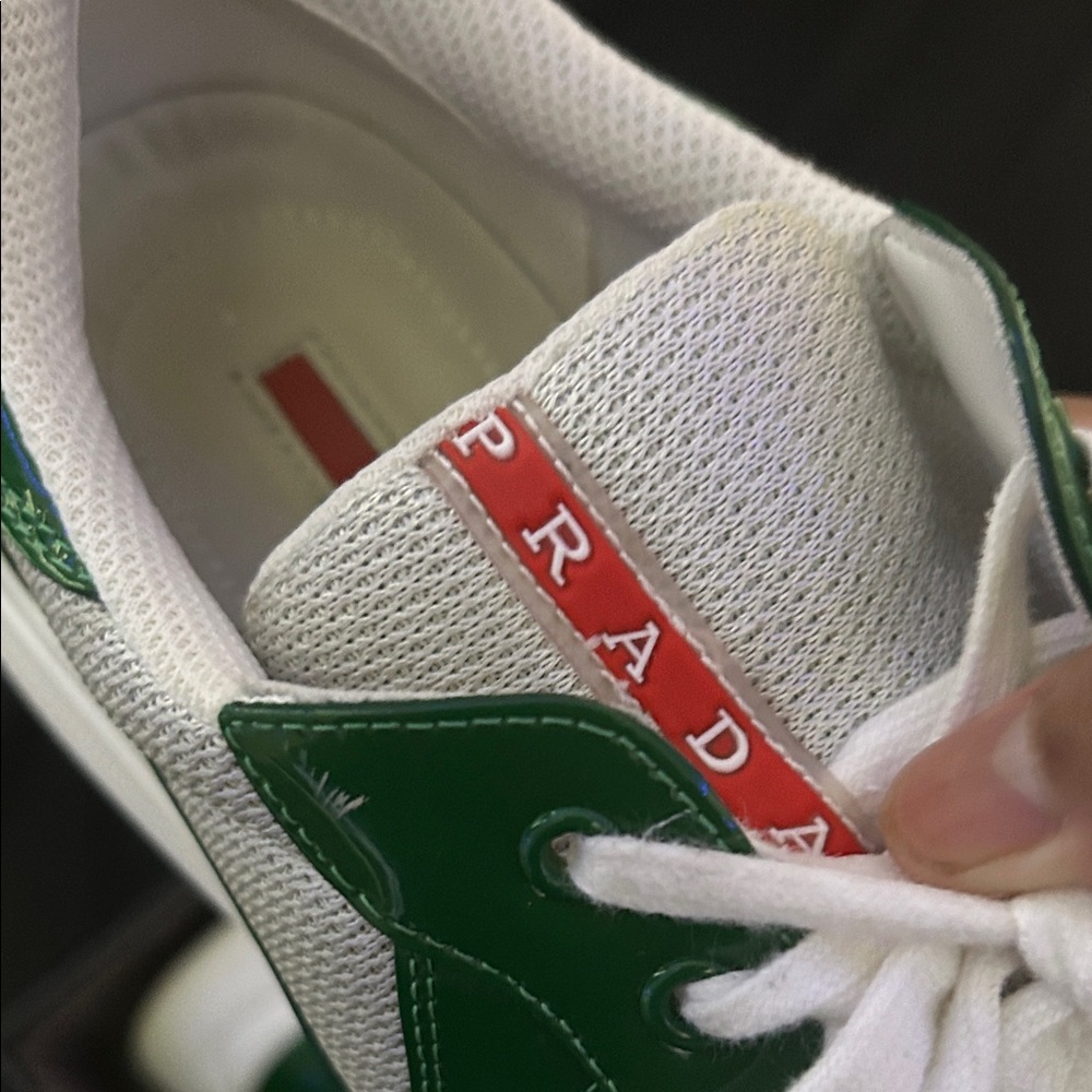 Prada Black Box with Red Accent - Picture 11 of 16